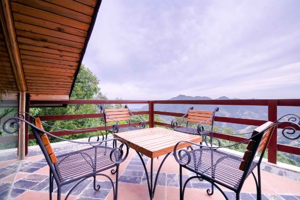 WoodSmoke Resort_Spa_5